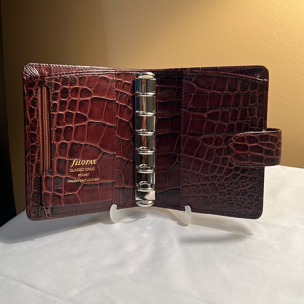 Filofax Classic Croc Pocket Leather Organizer - Picture 4 of 12